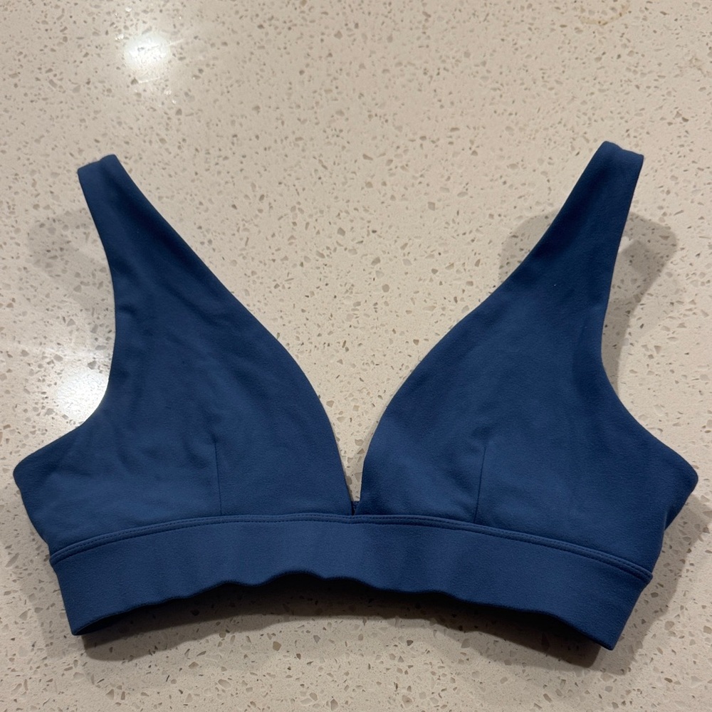 WE WORE WHAT sports bra